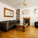 Central Courtyard Apartment