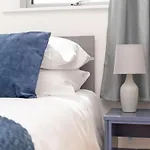 Pass The Keys Bright Modern One Bed Apartment - Bath City Centre
