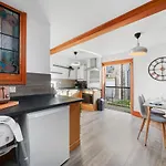 Stylish Central Duplex In Bath