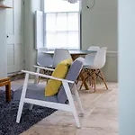 Walcot Apartment