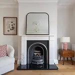 Fabulous House - Only 10 Minutes Walk To Roman Baths