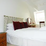 18 The Circus Apartment