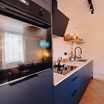 1 Bed Apartments - Central Bath