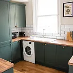 Stunning 3 Bedroom Period City Centre Apartment