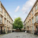 The Courtyard Apartments No.8