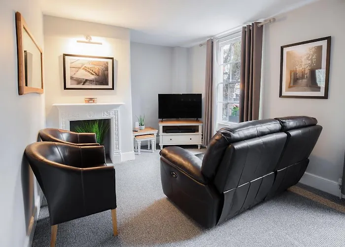 The Green Leaf Apartment