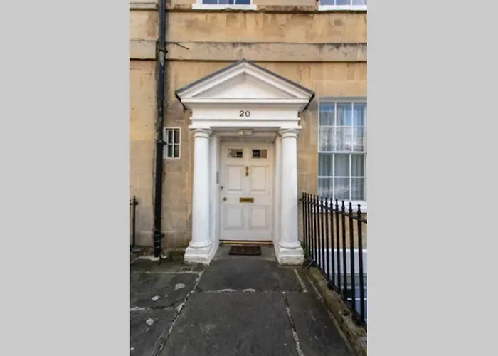 Stylish Georgian Retreat
