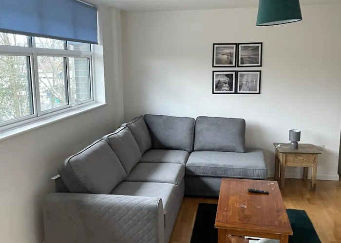 2 Bed City Centre Flat