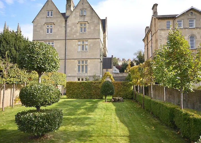 Number 17 Bath