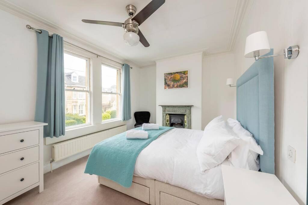 Spacious House - 2 Double - Street Parking - Garden Apartment Bath