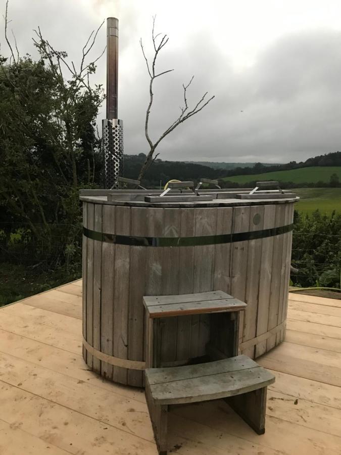 Norwell View Farm Glamping With Hot Tubs Campsite
