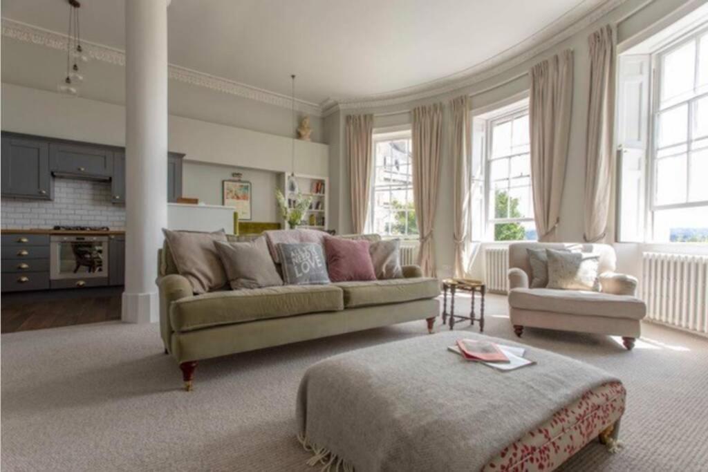 Stylish Georgian Retreat Apartment