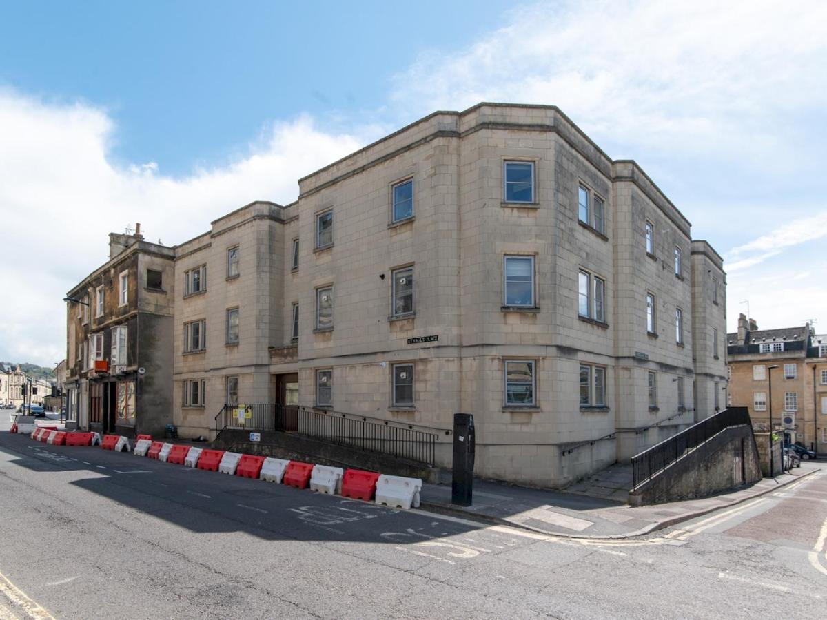 Pass The Keys Bright Modern One Bed - Centre Apartment *