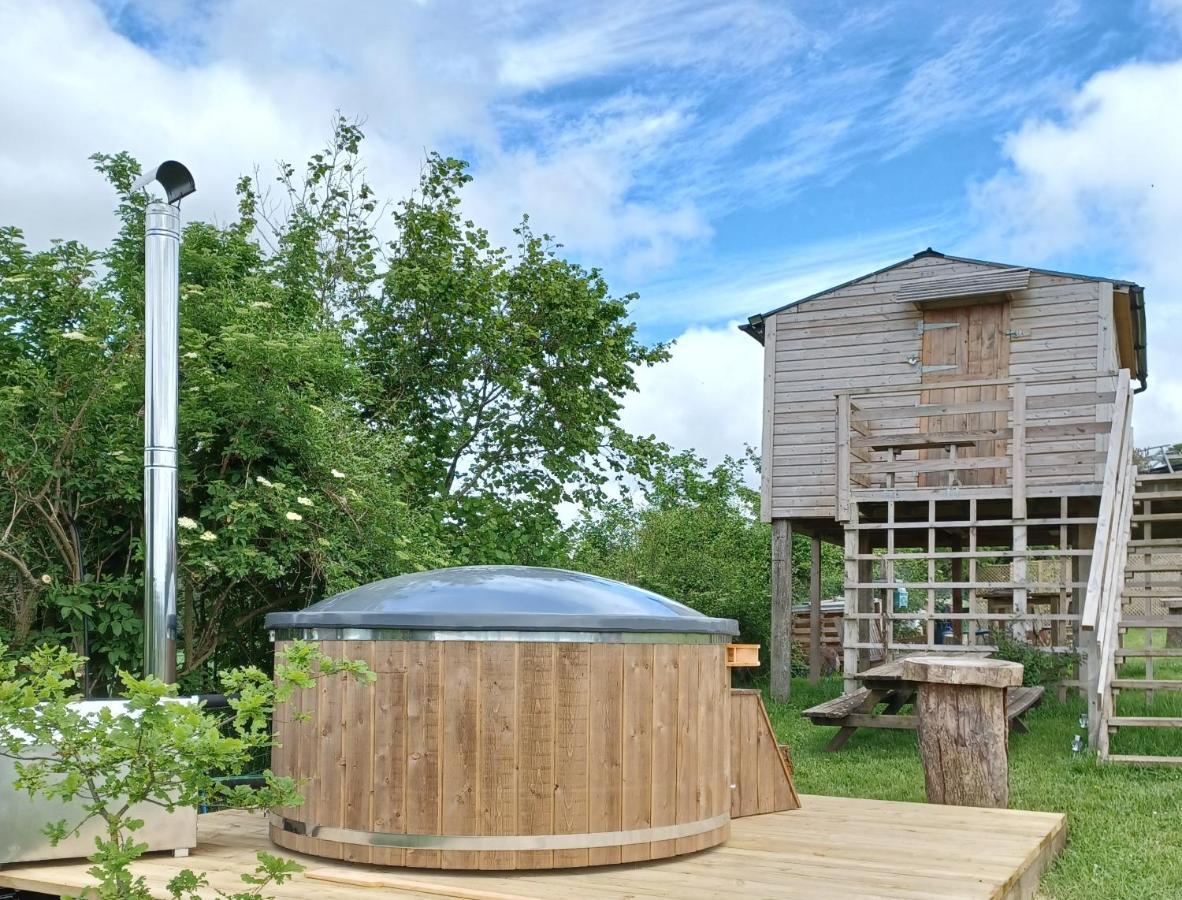 Norwell View Farm Glamping With Hot Tubs Bath