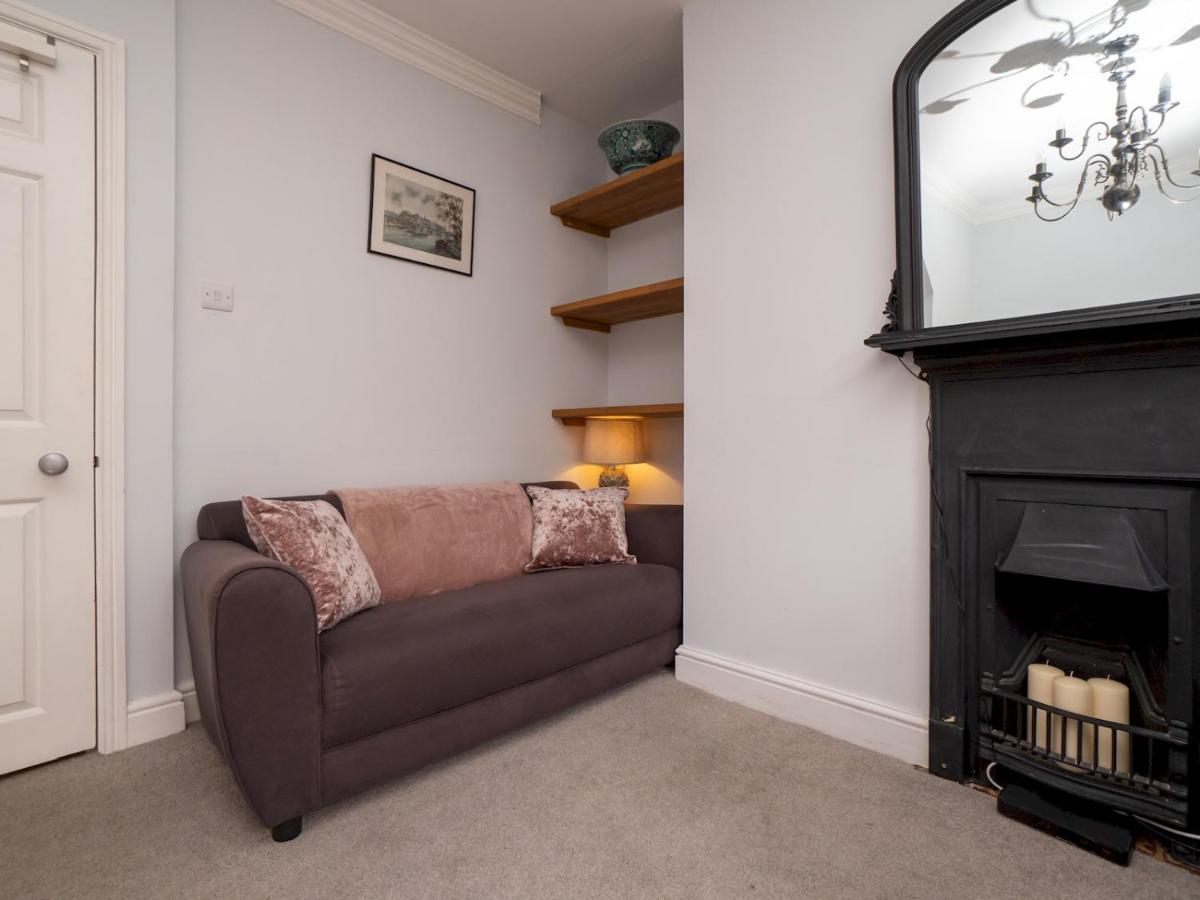Pass The Keys Centrally Located 3 Bed Townhouse With Garden