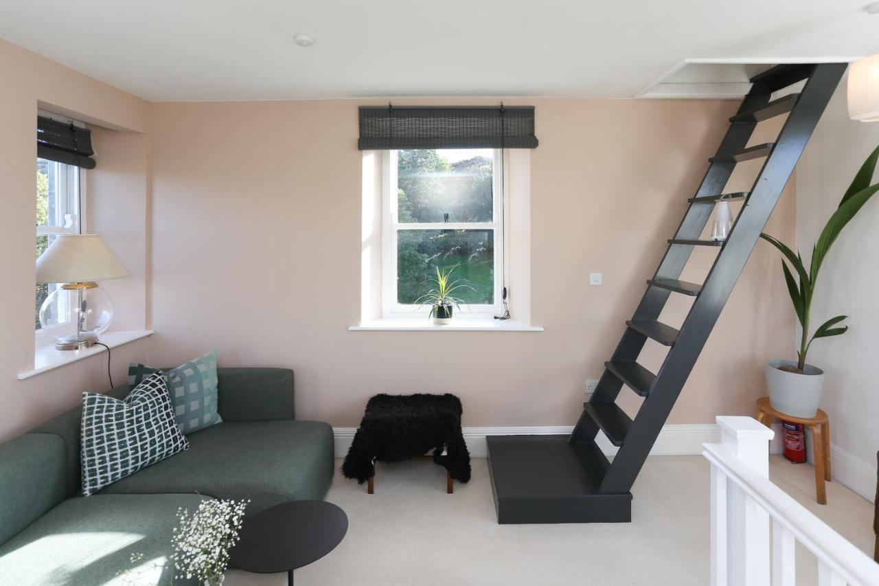 Ashford'S Tower House Holiday home