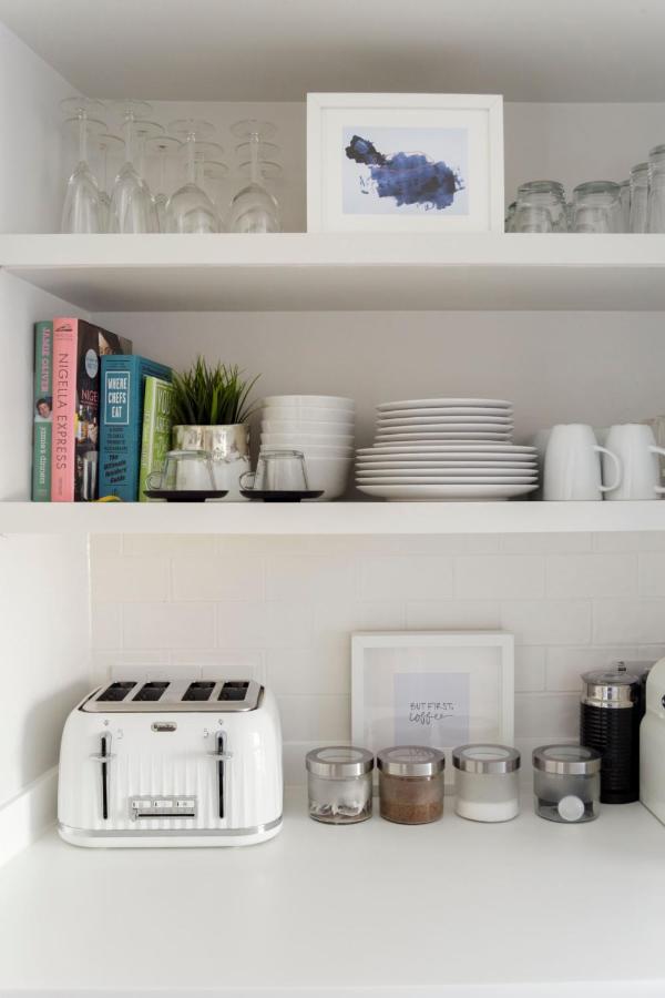 The Apartment, Holiday home *