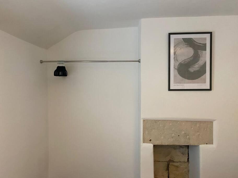 Apartment 12 Lorne Road By Mia Living Stylish & Modern 2 Bedroom *