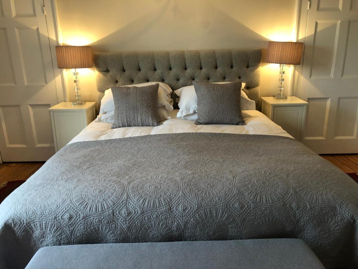 1 Georges Place Apartment