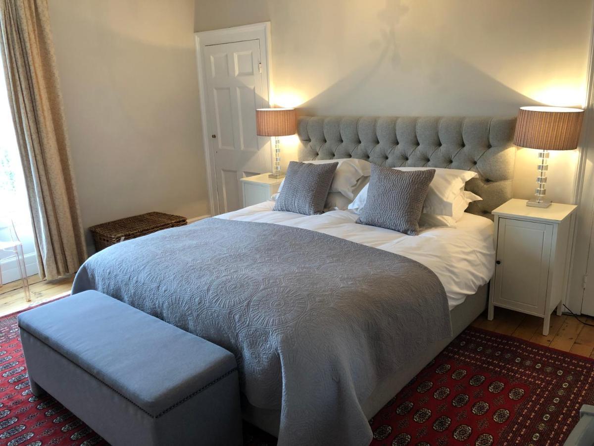 Apartment 1 Georges Place *