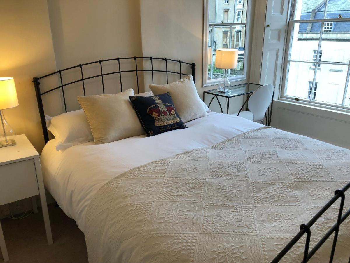 1 Georges Place