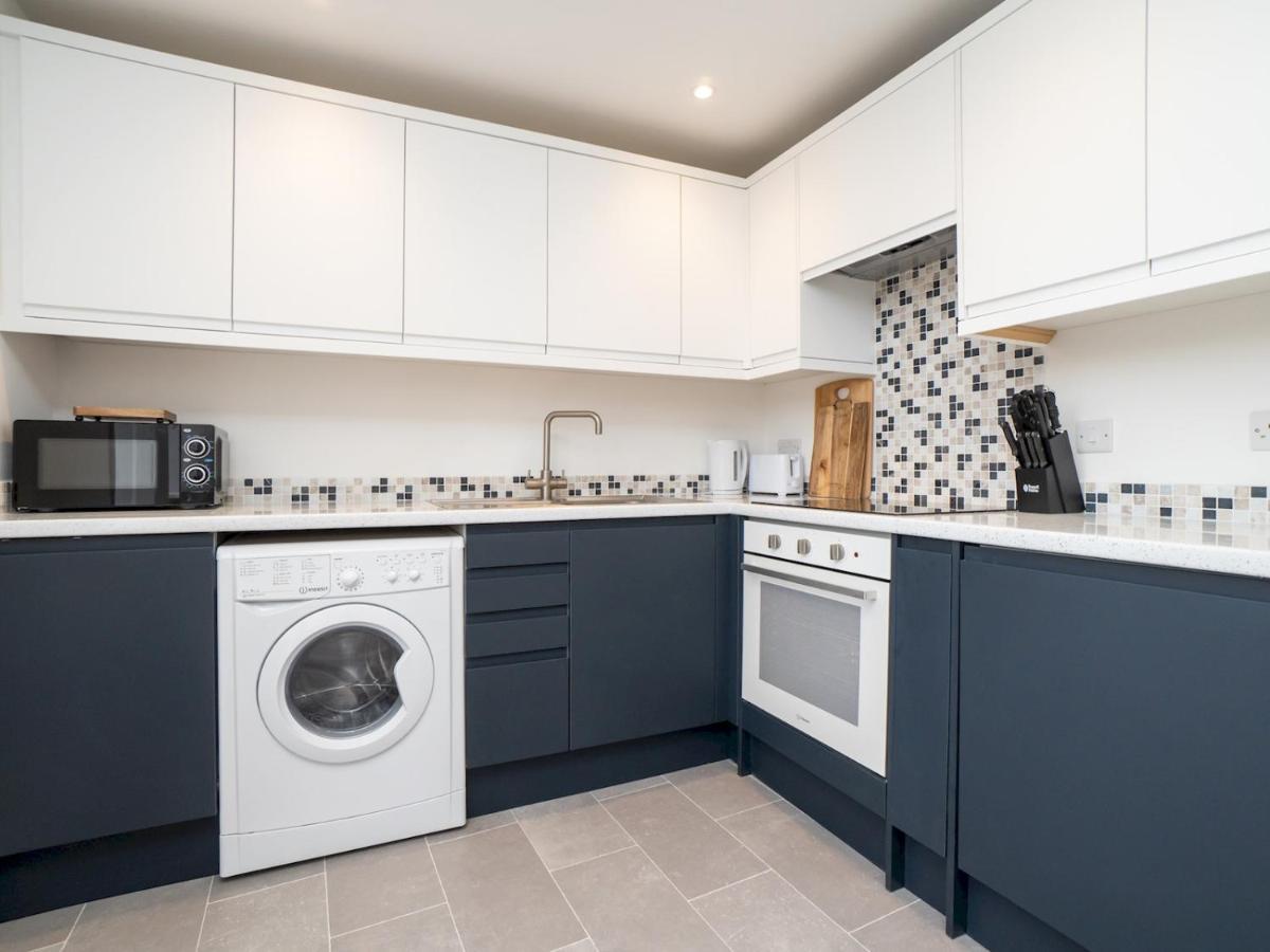 Pass The Keys Lovely 1-bed Close To Centre *