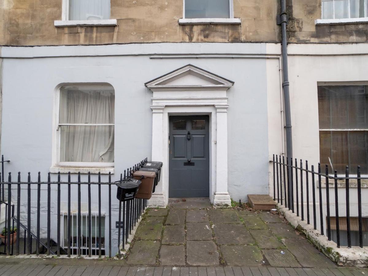 Pass The Keys Lovely 1-bed Close To Centre Apartment *