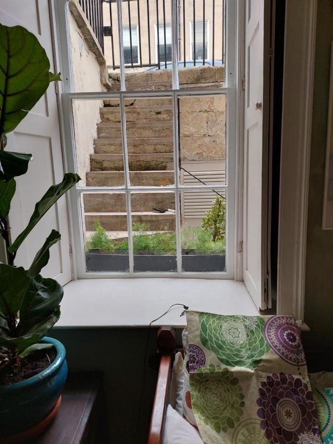 The Pickwick House 2 Bedroom Free Parking *