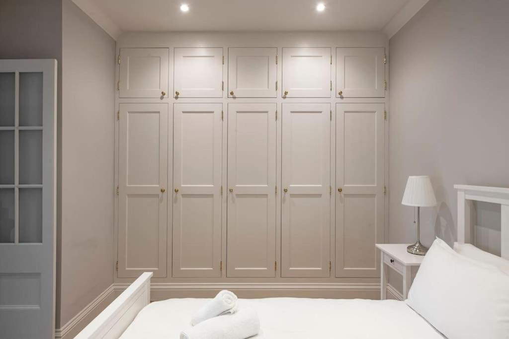 Apartment Stylish Royal Crescent Bath