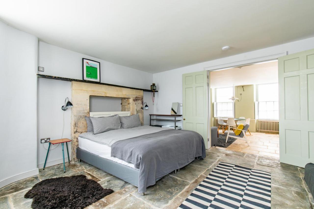 Walcot Apartment