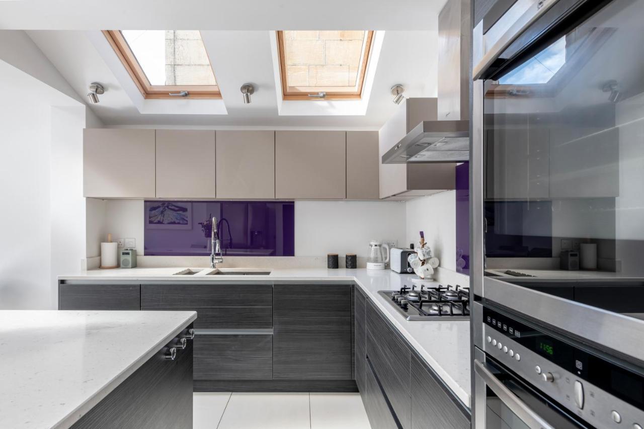 Fabulous House - Only 10 Minutes Walk To Baths Bath