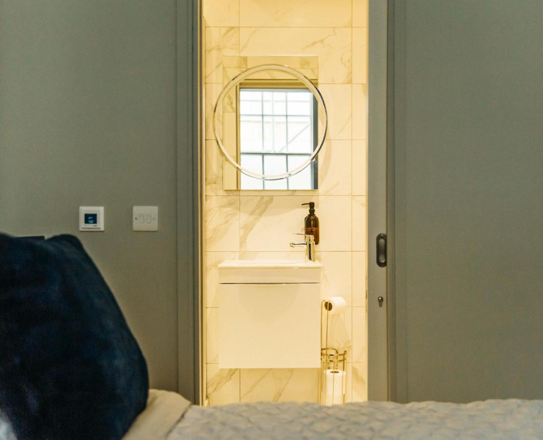 Abbey Hideout - Lovely 1-bed In Heart Of Apartment