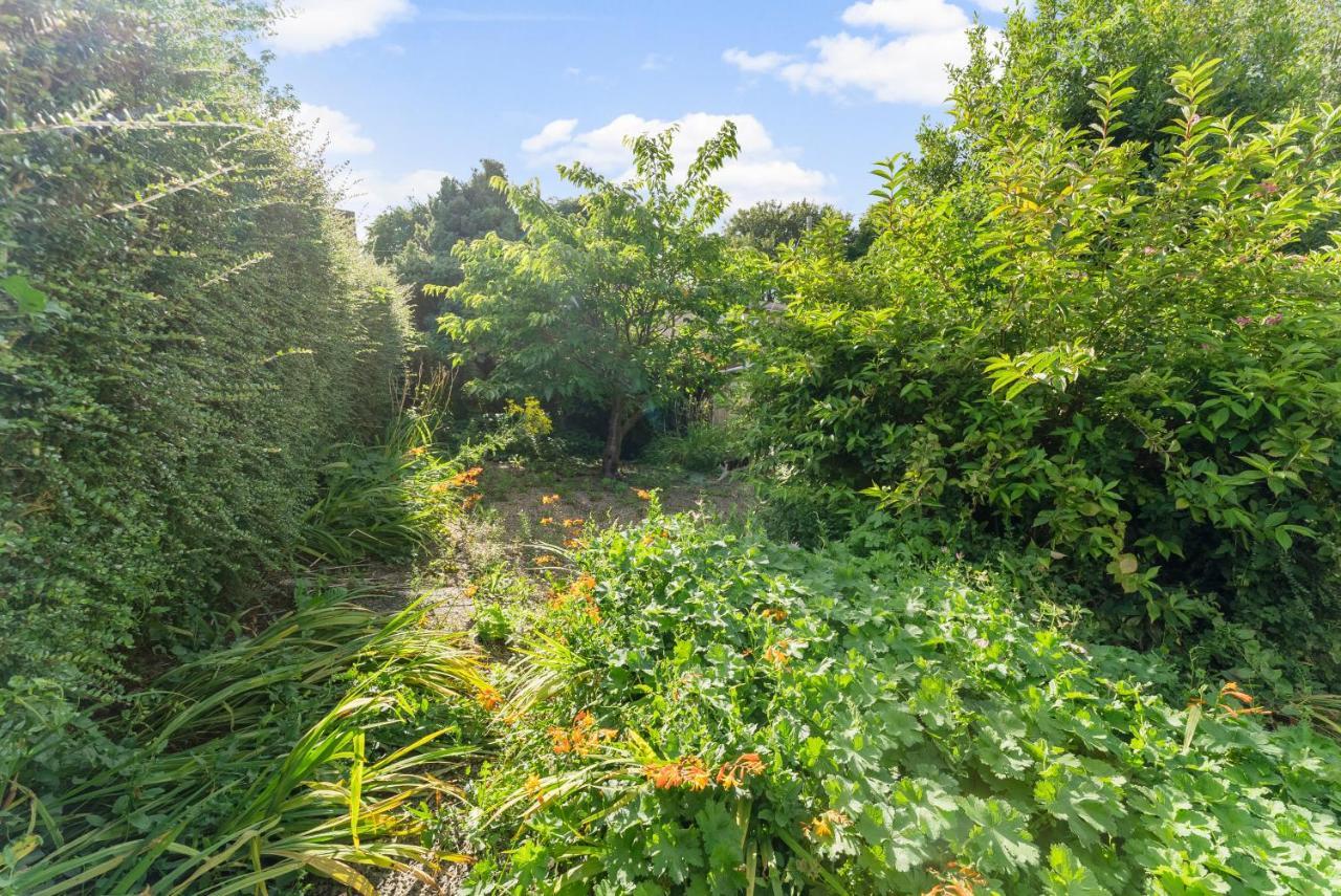 Boutique 4 Bed - Parking And Garden * Bath