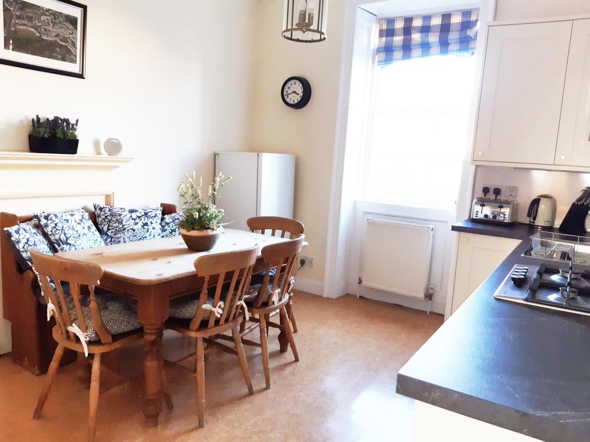 18 The Circus Apartment