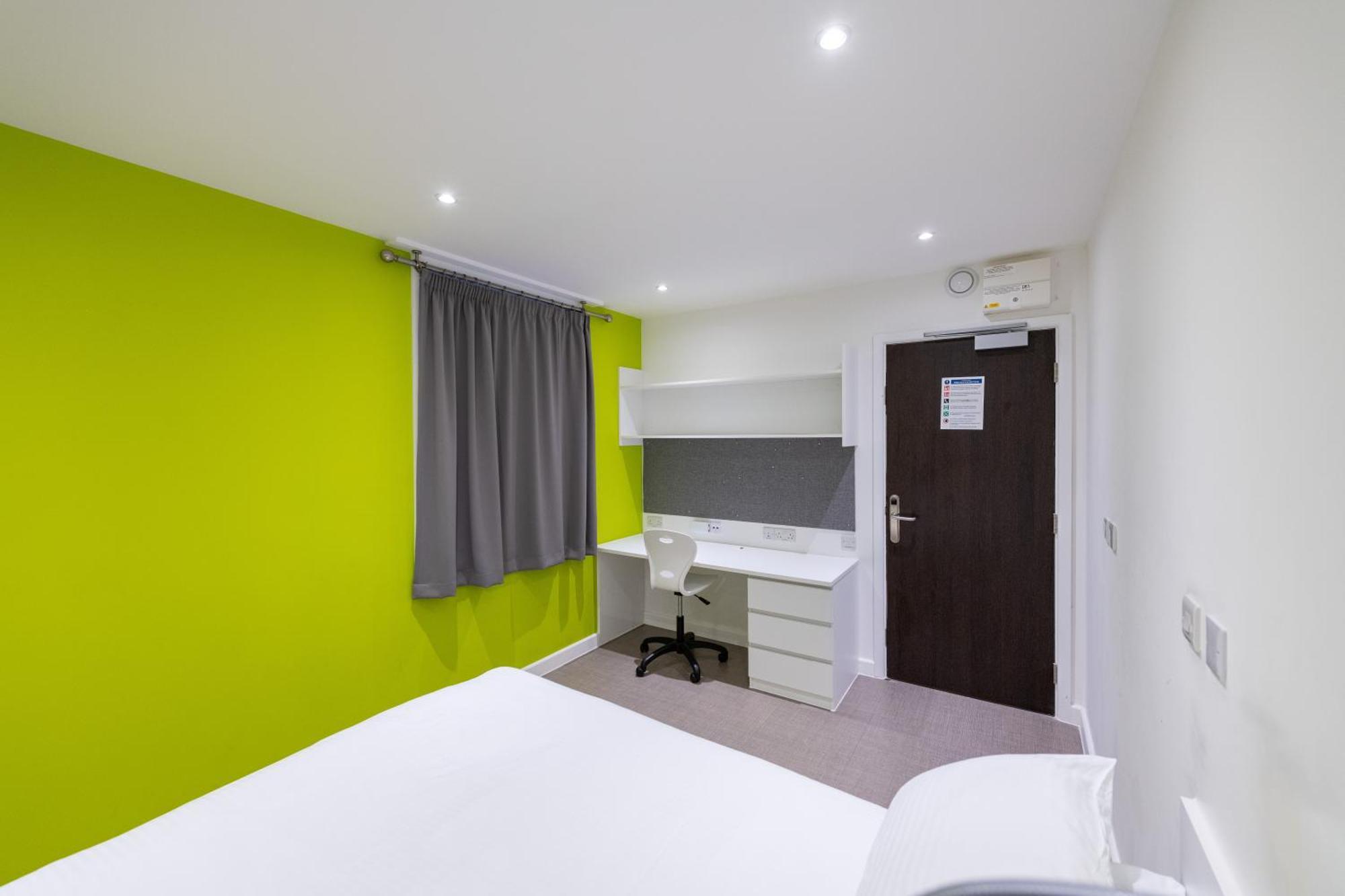 Apartment Of Bath