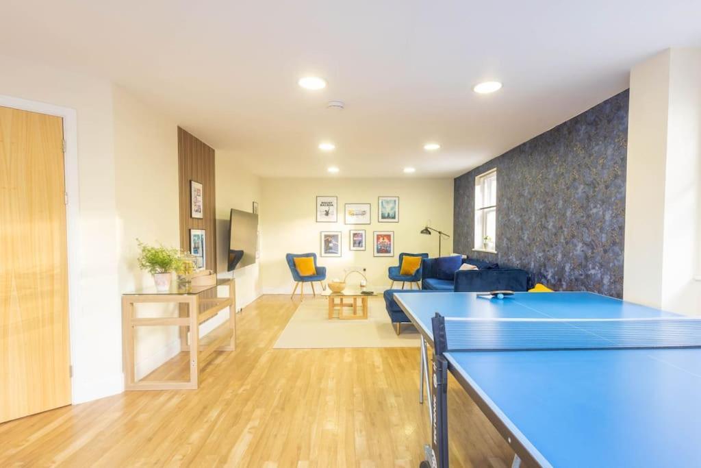 The Wellness Lodge- Gym, Table Tennis, Cinema, Parking And More! * Bath
