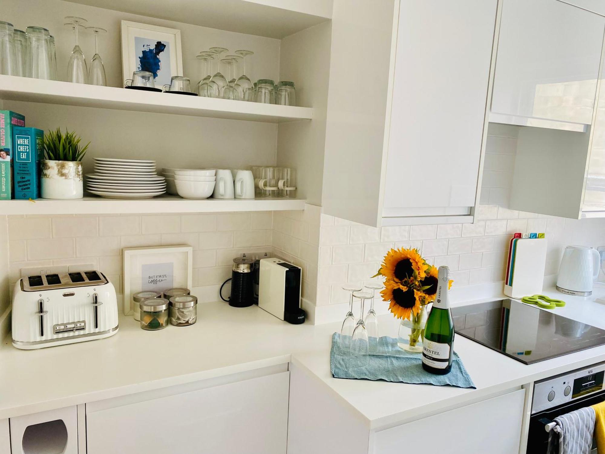 The Apartment, Holiday home *