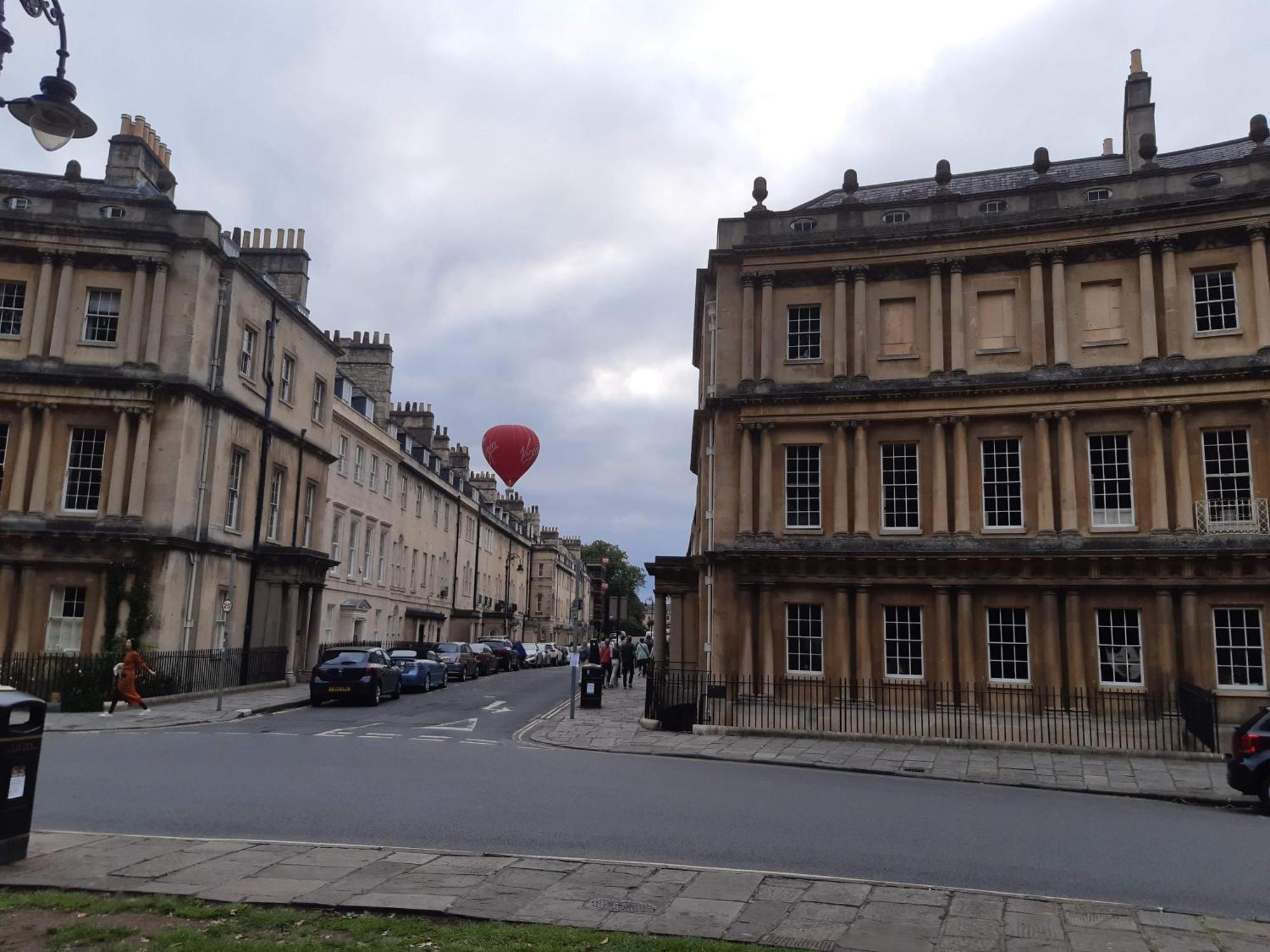 18 The Circus Apartment * Bath