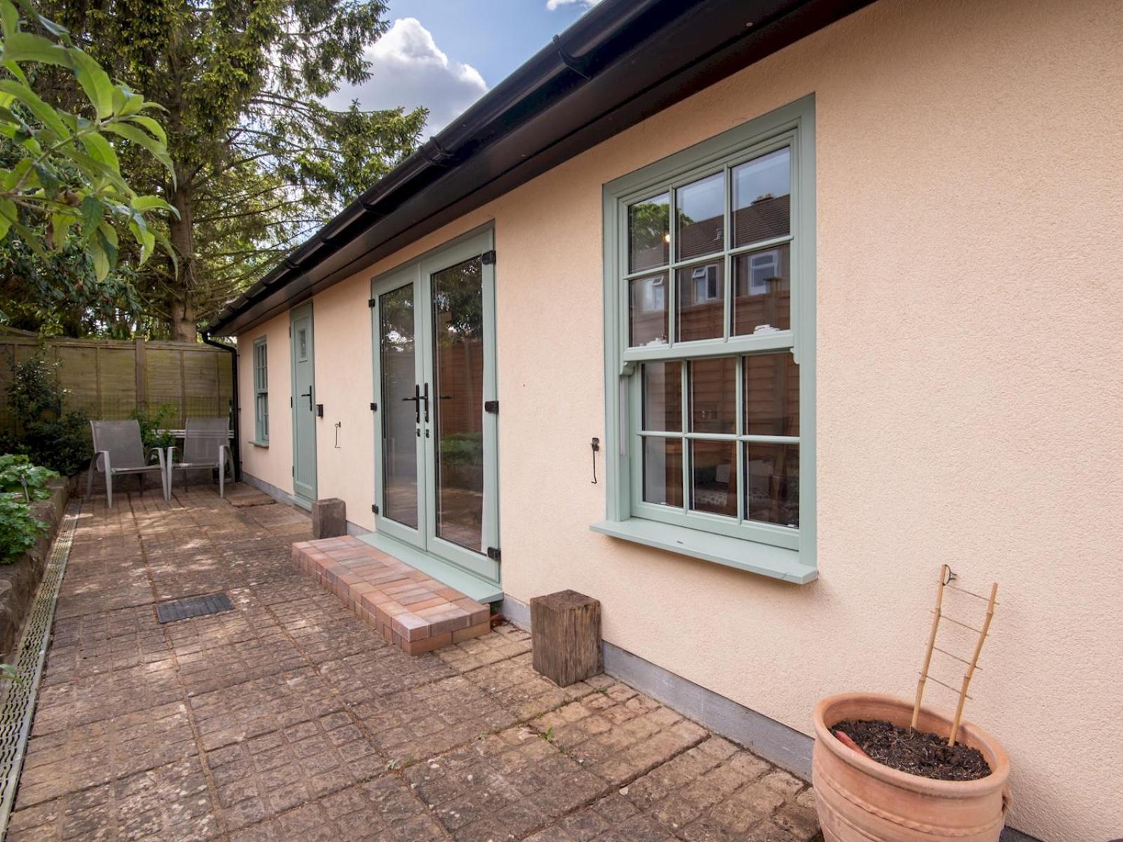 Holiday home Pass The Keys Charming Garden With Parking