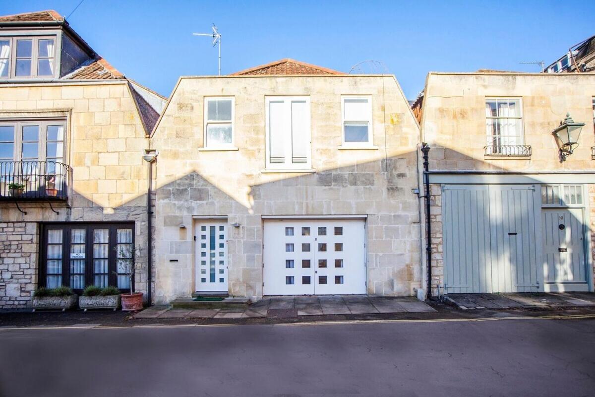 Holiday home ※ Spacious Georgian Coach House & With Parking *