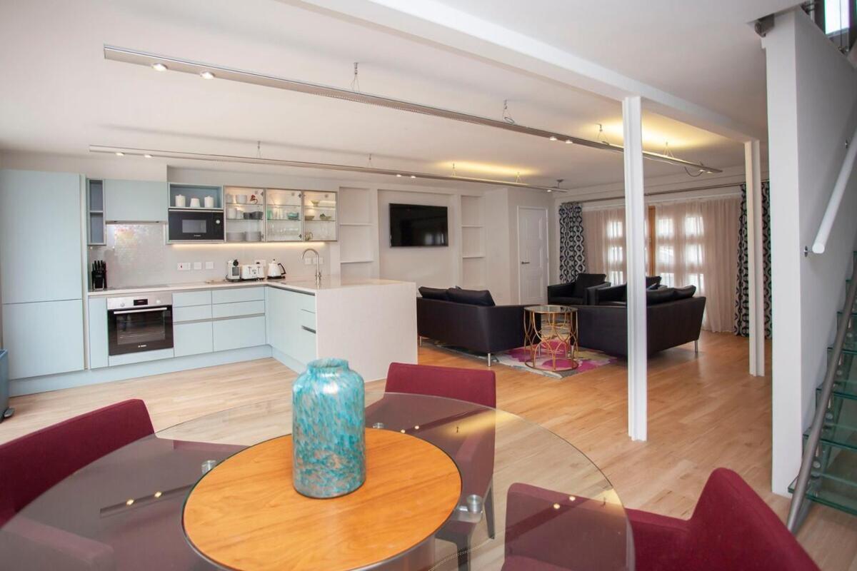 ※ Spacious Georgian Coach House & With Parking *
