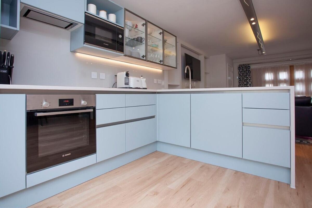 ※ Spacious Georgian Coach House & With Parking * Bath