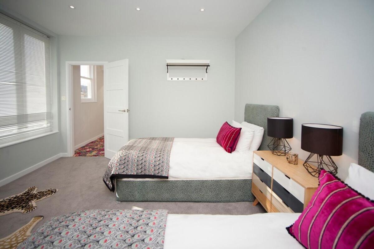 ※ Spacious Georgian Coach House & With Parking Holiday home