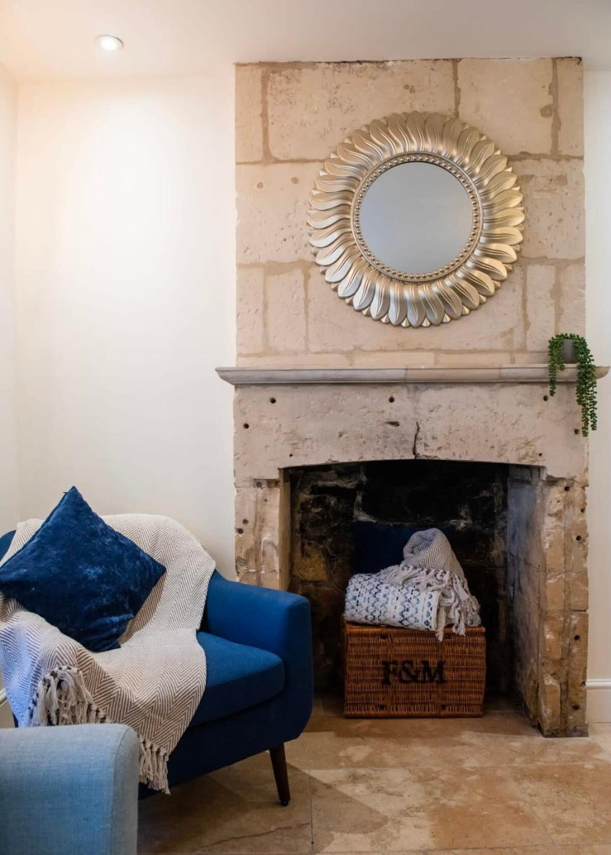 Seven Acres With Parking * Bath