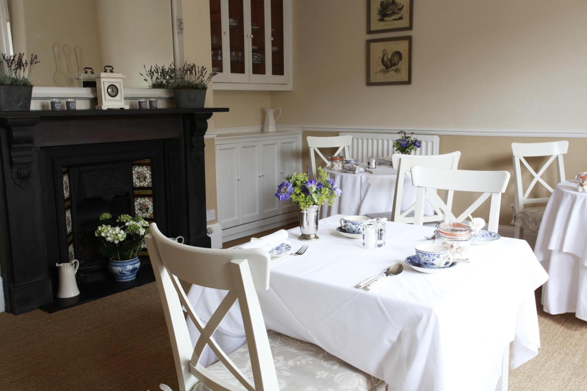 Guest house Brindleys 4*