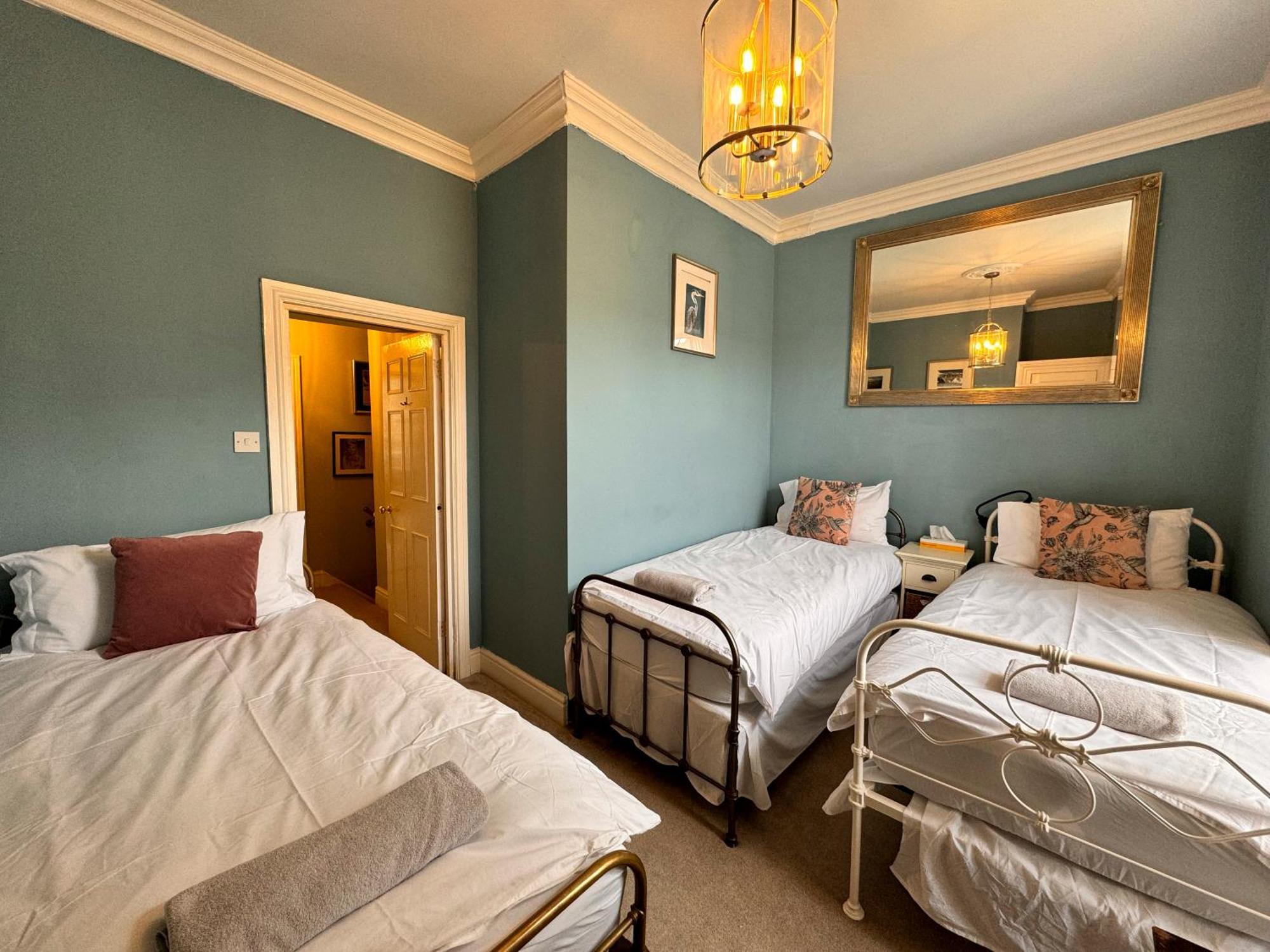 Apartment The Pickwick House 2 Bedroom Free Parking *