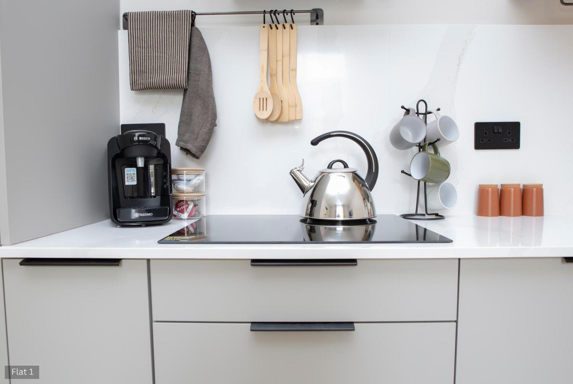 1 Bed - Apartment Bath