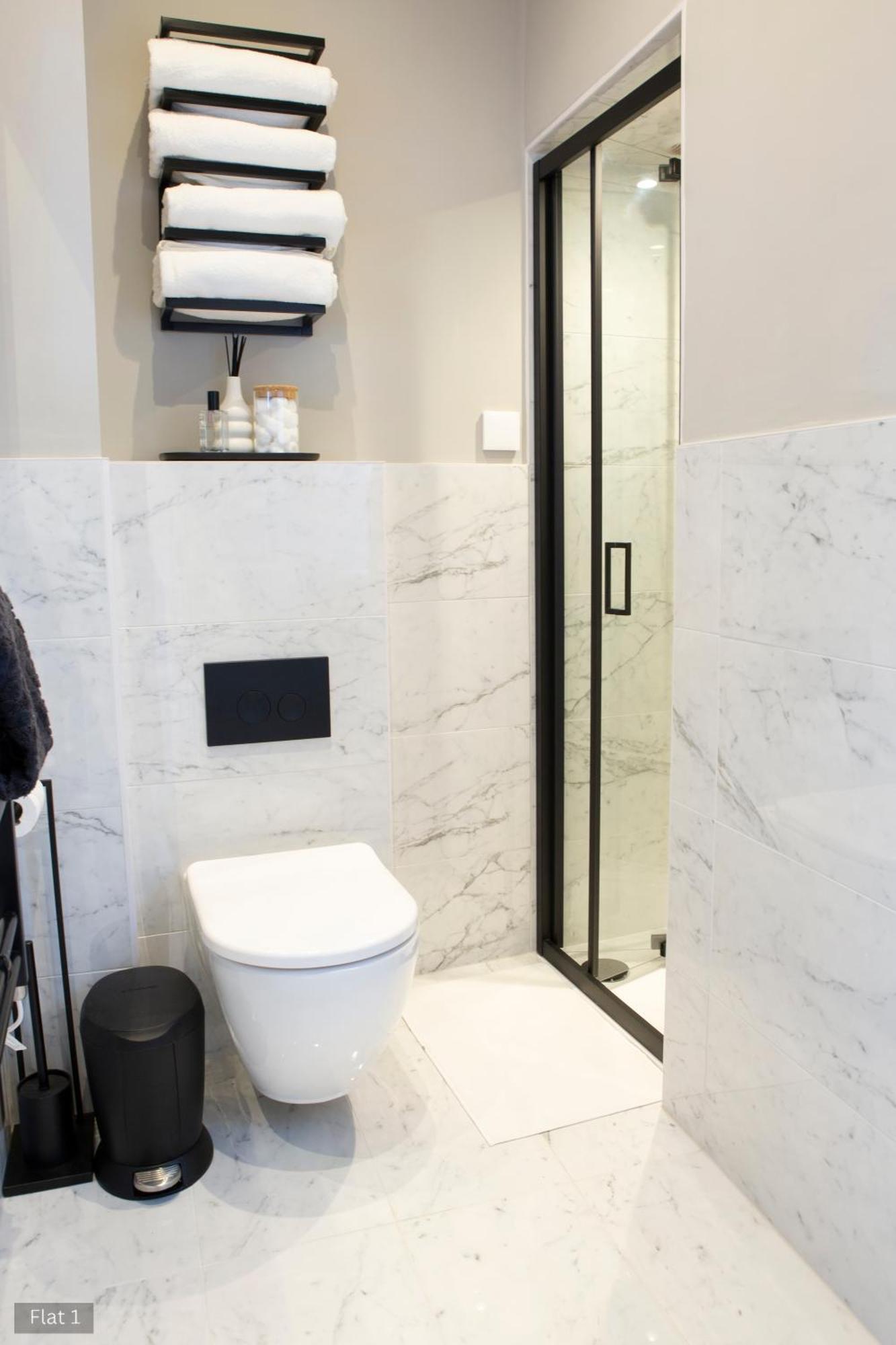 1 Bed - Apartment *