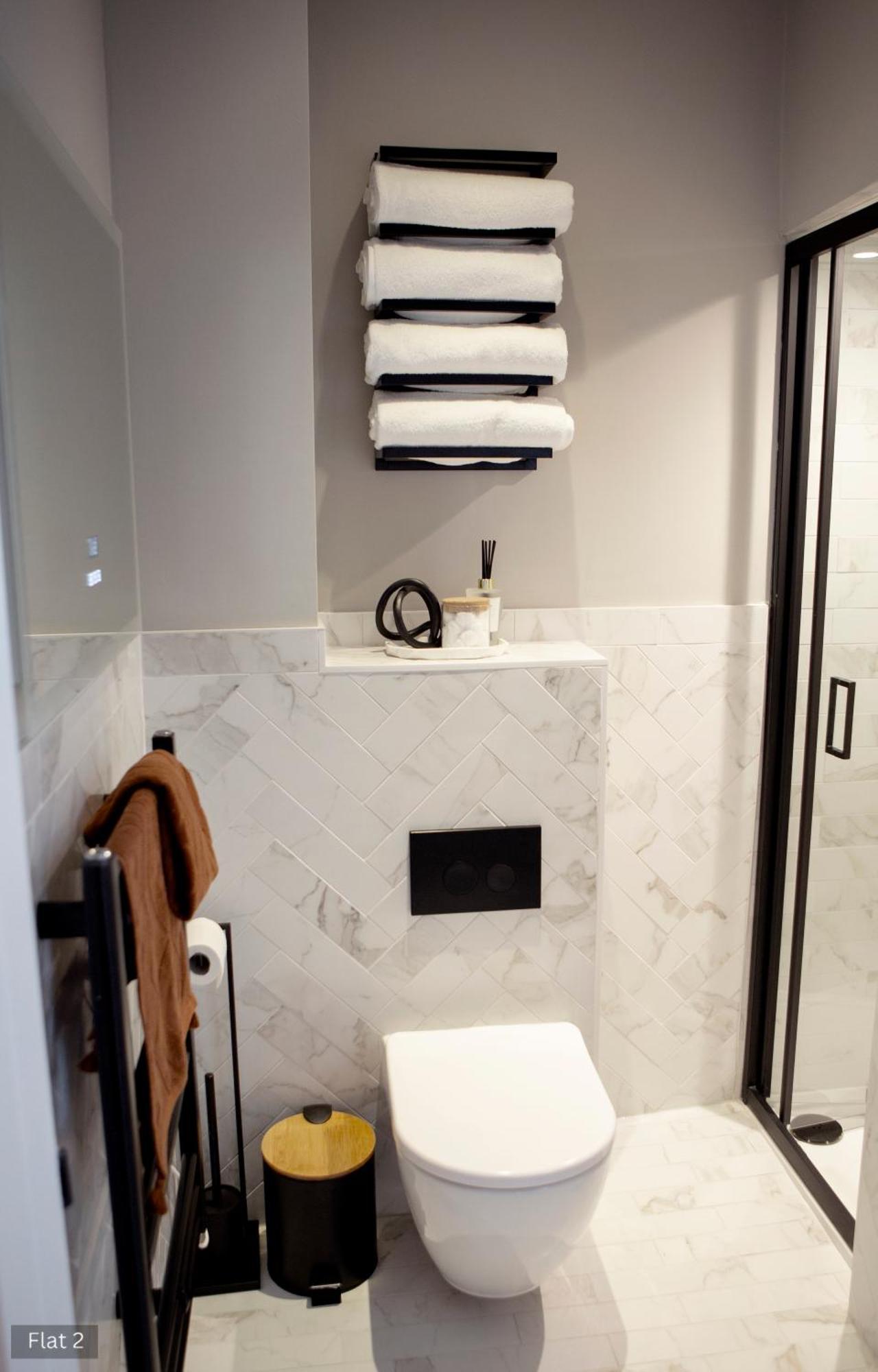 Apartment 1 Bed - *