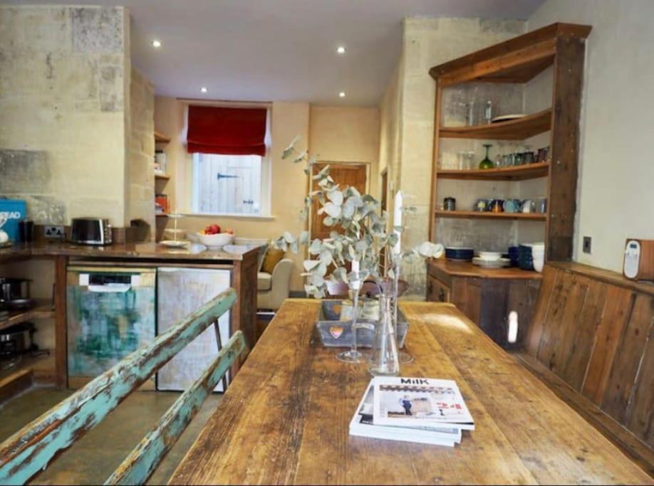 Holiday home Tranquil House In Centre